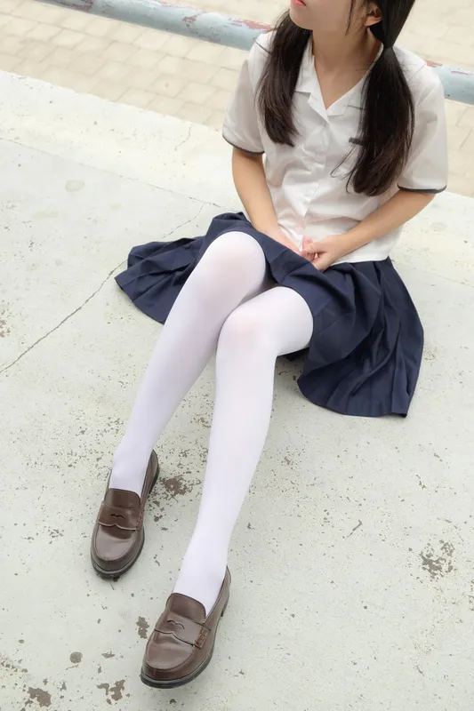 森萝财团 R15-034 [102P] - 森萝财团